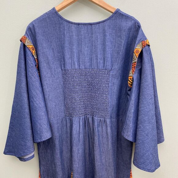 Studio EY Maxi Dress Womens Medium Blue Chambray Bell Sleeve Dashiki Print Boho - Picture 2 of 10